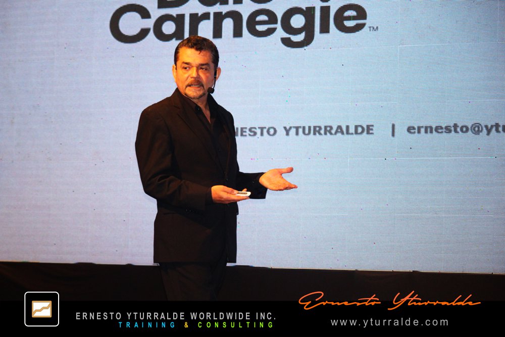Ernesto Yturralde, Speaker: Storytelling, Charlas y Conferencias para Convenciones, Kickoffs y Congresos